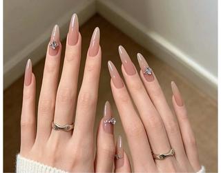 ネイル Dione Nail きよみのネイルデザイン