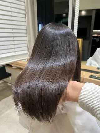 盛れる顔周り✨韓国式 レイヤーkanatoのヘアスタイル