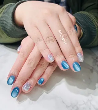 ネイル SNOW LITのネイルデザイン
