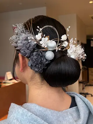ヘアアレンジ ルナ｜縮毛矯正 ×デザインカラー🥝のヘアスタイル