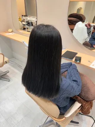 カラー 小林 琉花のヘアスタイル