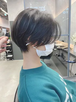 ショート レイヤー× 顔まわり/MIUのヘアスタイル