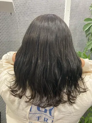 セミロング カラー 💎髪質改善💎 西森千夏のヘアスタイル
