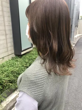 ミディアム ✨色持ちの良い艶 カラー✨蟹江真世のヘアスタイル