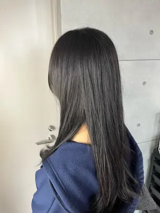 カラー 透明感・艶カラー 🩵miaのヘアスタイル