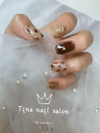 ネイル Tinaネイル 難波のネイルデザイン