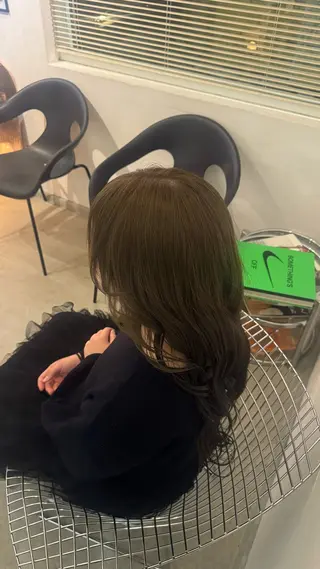 ロング カラー Tsukasa/ ハイトーン/寒色のヘアスタイル