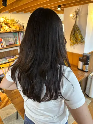 ロング 中村 芽衣那のヘアスタイル