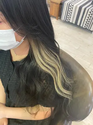 ロング カラー 才門 真菜のヘアスタイル
