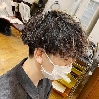 パーマ メンズ 原田 涼矢のヘアスタイル