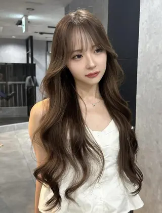 ロング カラー 川口 真也のヘアスタイル