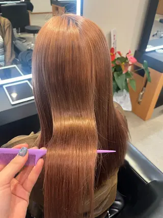 ロング KAREN(ému) 伏見/カットモデルのヘアスタイル
