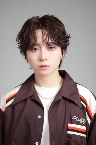 ミディアム パーマ メンズ メンズパーマ特化 TAIGAのヘアスタイル