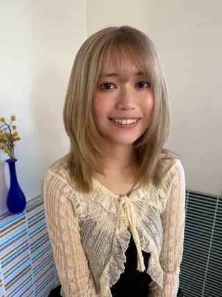 セミロング カラー ブリーチカラー特化 梅田中崎町/あかりのヘアスタイル