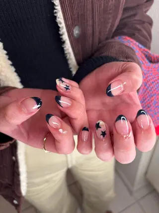 ネイル moi nail ˙⋆.˚のネイルデザイン