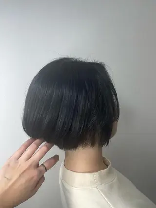 ショート カラー emi/髪質改善/ 韓国風/艶カラーのヘアスタイル