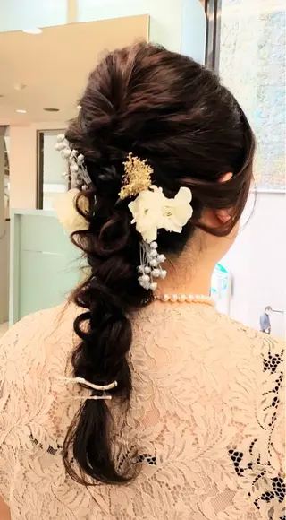 セミロング ヘアアレンジ au美容室 栄矢場町のヘアスタイル