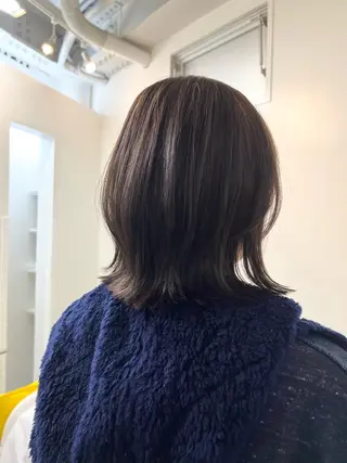 ミディアム カットモデル 花穂のヘアスタイル