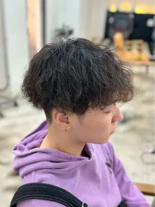 パーマ メンズ 金子 千登のヘアスタイル