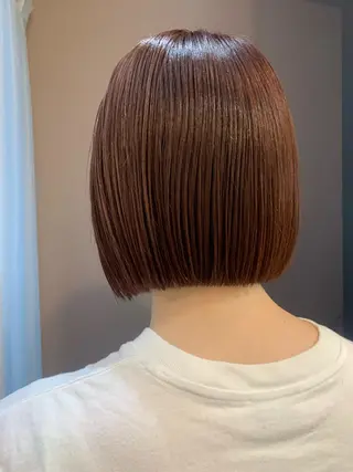 ショート カラー hubhair レイヤー/透明感のヘアスタイル