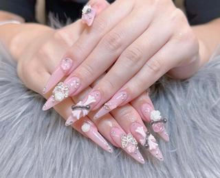 ネイル ANH ゴテゴテ ネイルスタジオのネイルデザイン