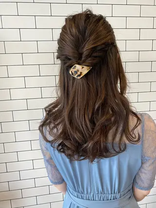 岡 舞唯のヘアスタイル