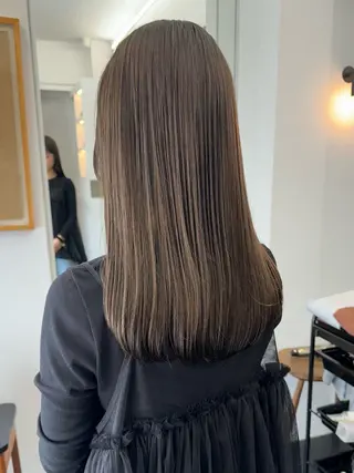 セミロング カラー manami (sibell)のヘアスタイル