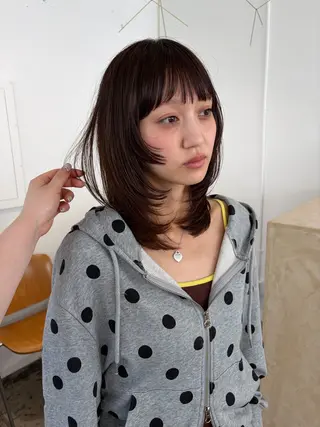 ミディアム カラー Terve.野崎 真里奈のヘアスタイル