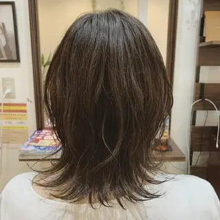 セミロング カラー サトウ シューイチのヘアスタイル