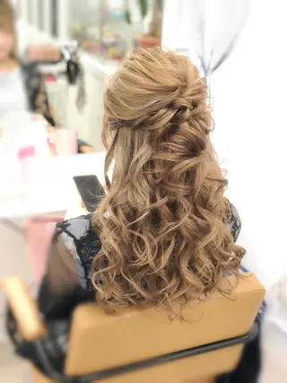 セミロング ヘアセット専門店 佐藤のヘアスタイル