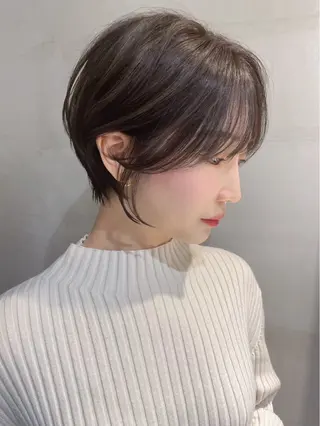 ショート カラー 🌟透明感カラー× 小顔カット いっせいのヘアスタイル