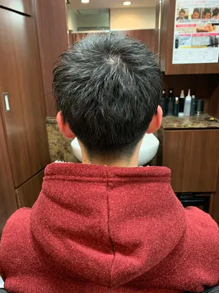 メンズ プレミアムバーバー 草野のヘアスタイル