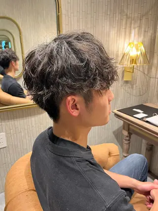 ショート パーマ メンズ Uo/透明感カラー /髪質改善のヘアスタイル
