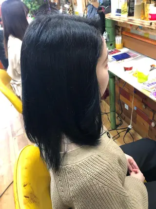 ミディアム 雪上 章のヘアスタイル