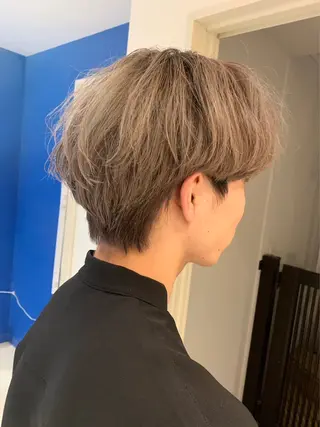 カラー 🧸艶髪ハイトーン 🍪chan🍯のヘアスタイル