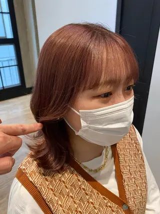 セミロング 新宿/顔周りカット +レイヤー＝しずく♩のヘアスタイル