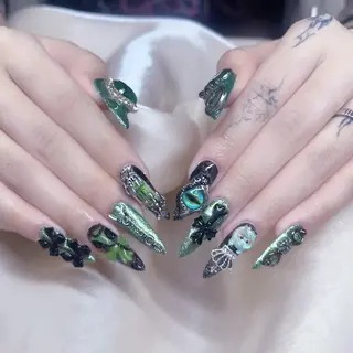 ネイル NAILサロン 木にいるのネイルデザイン