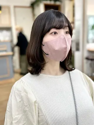 ミディアム カラー パーマ ヘアアレンジ メンズ キッズ ネイル マツエク・マツパ アイブロウ 似合せレイヤー/ 柔らか透明感カラーのヘアスタイル