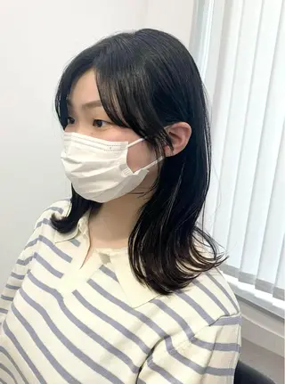ミディアム カラー パーマ ヘアアレンジ メンズ キッズ ネイル マツエク・マツパ アイブロウ 似合せレイヤー/ 柔らか透明感カラーのヘアスタイル