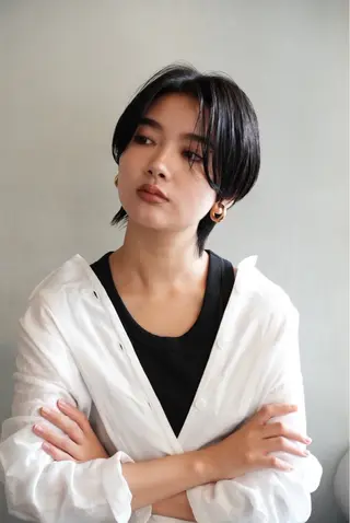 ショート カラー 八幡 空乃のヘアスタイル