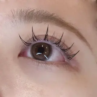 マツエク・マツパ 🫧 Y♡veil🫧のネイルデザイン