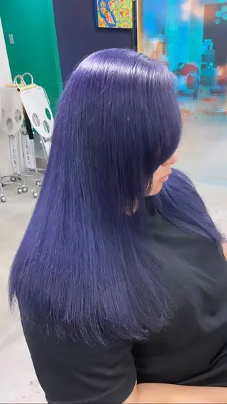 ロング カラー Mii. 内田萌々のヘアスタイル
