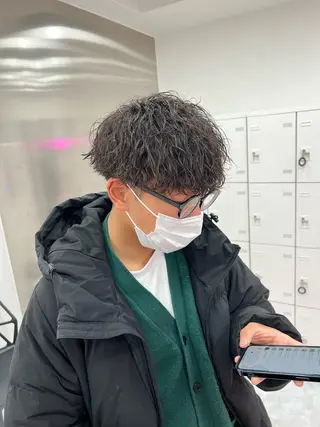 ミディアム パーマ メンズ メンズパーマ特化 TAIGAのヘアスタイル