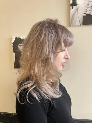 セミロング ︎︎ yoshikiのヘアスタイル