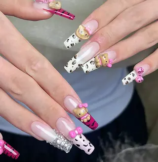 ネイル 🍑 momo_nailのネイルデザイン
