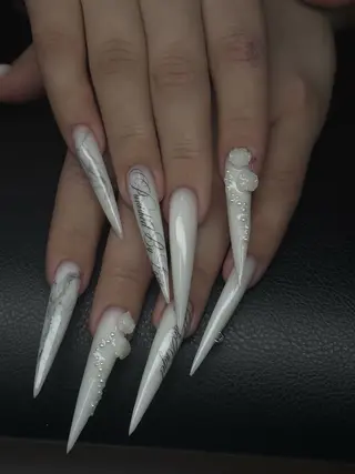 ロング カラー T&D NailSalonのネイルデザイン