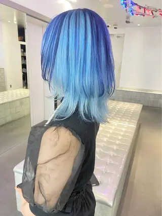 ショート カラー ヘアアレンジ 💟ケア×ハイトーン 💟/ミオのヘアスタイル