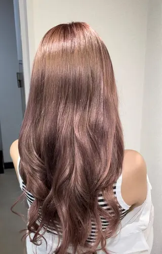 ロング ブリーチカラー🎀 エクステmiinaのヘアスタイル