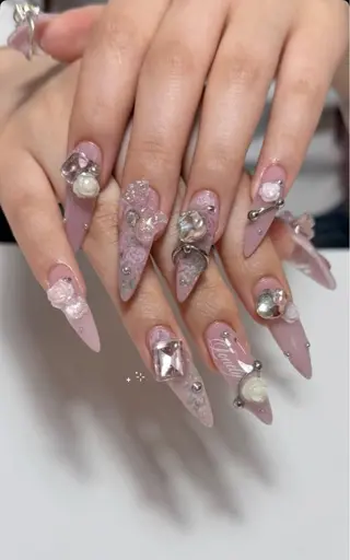ネイル Nihonthy Nail 新宿のネイルデザイン