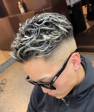 ミディアム パーマ 🌈予約の98%パ ーマ⭕️🌈福本のヘアスタイル